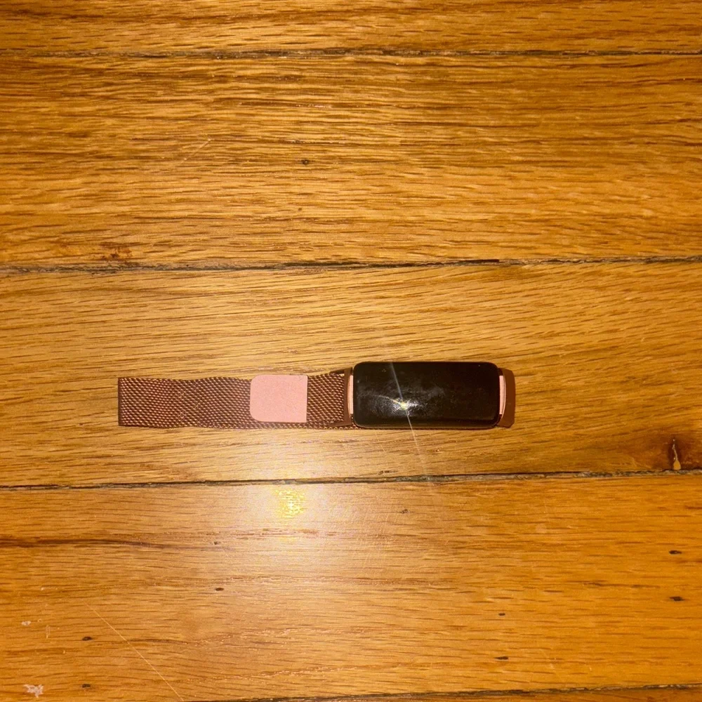 Fitbit inspire 2 Rose Gold Smart Fitness Tracker